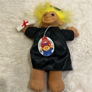 Troll Graduation Doll Russ Berrie cap & Gown 7.5”